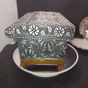 Vintage Elephant Jewelry Box With Flowers Leaves Purple Velvet And Mirror Inside